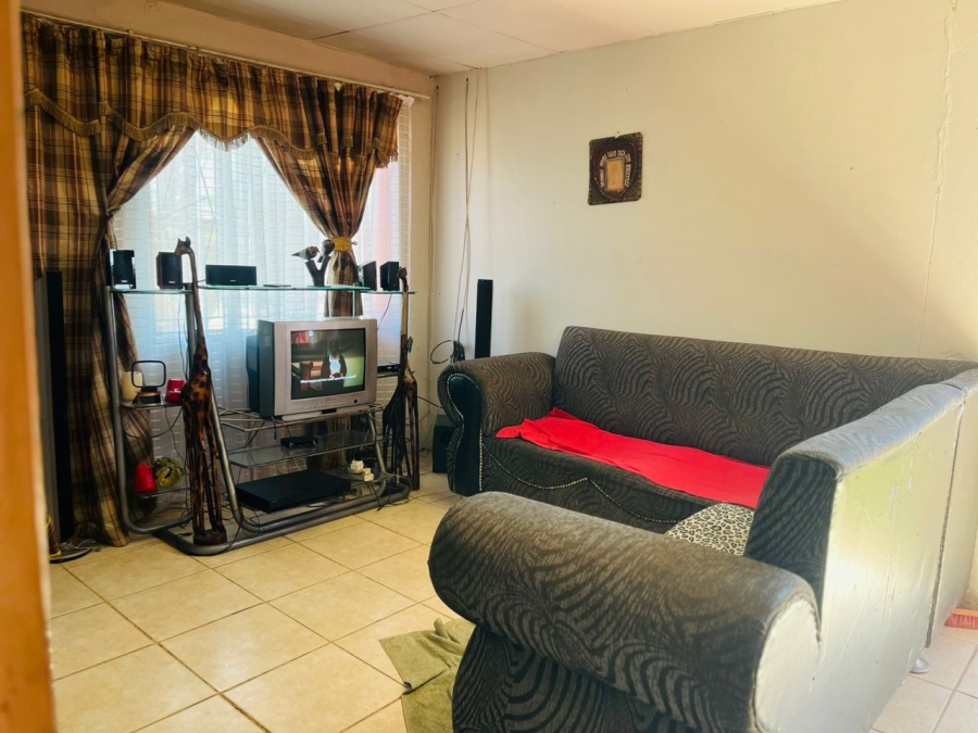 2 Bedroom Property for Sale in Bloemside Free State
